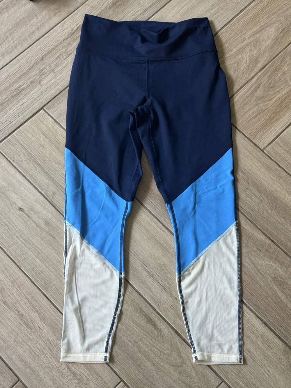 Women’s Colorblock Performance Leggings - Navy, Sky Blue & Cream - M